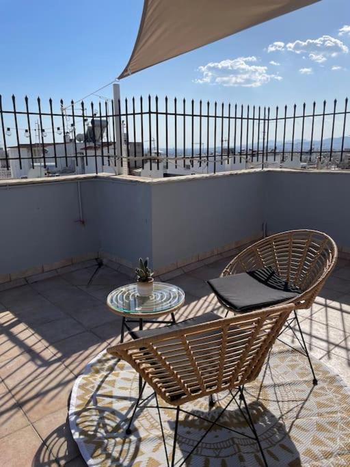 Apartment With Acropolis View *